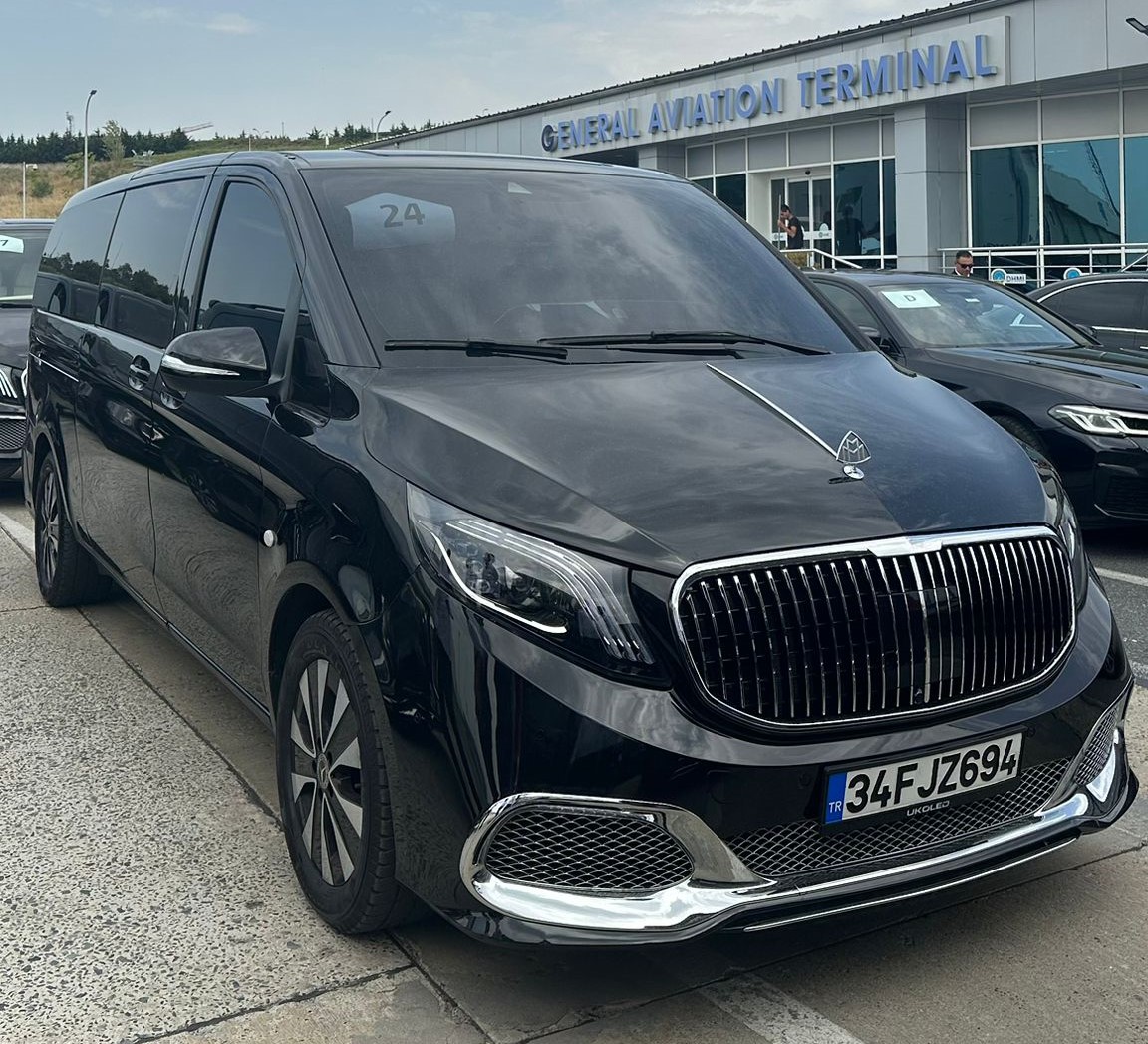VIP Mercedes Maybach Private