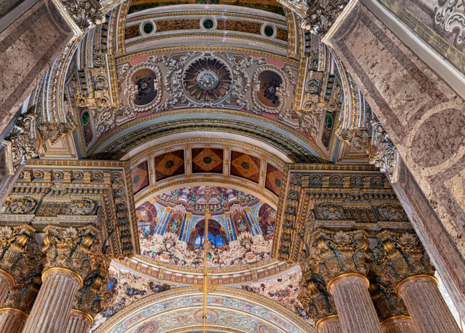 Dolmabahçe Palace