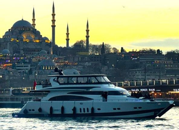 Private Yacht